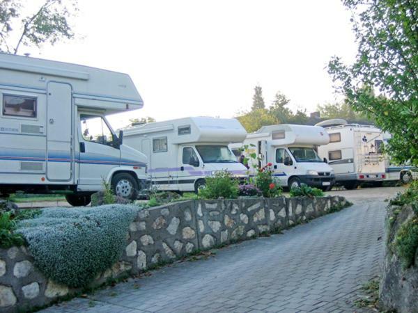 Gasthof Lindenwirt Denkendorf  Zewnętrze zdjęcie